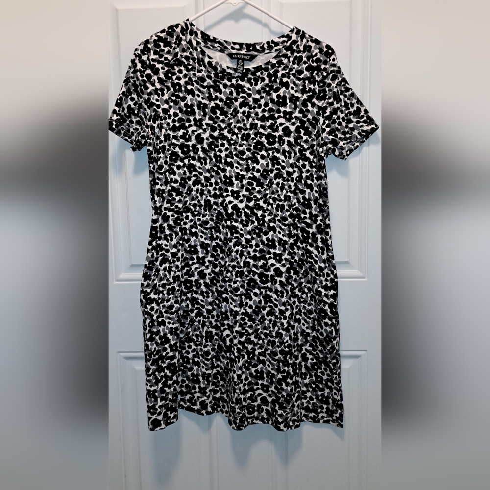 ELLEN TRACY WOMEN'S SHORT SLEEVE ANIMAL PRINT POCKETS DRESS(GRAY) SZ: Med